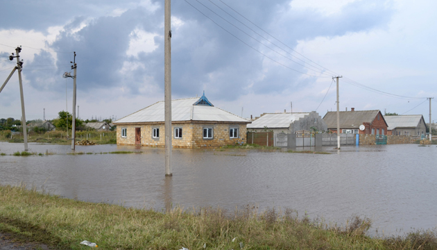 Затоплені будинки. Одеська область, 14 вересня 2013 року. Фото: ГУ ДСНС в Одеській області.