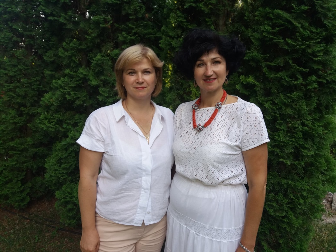 Валентина Когут (ліворуч) та Галина Бернацька (праворуч)
