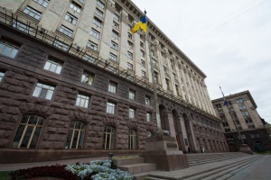 Поліція прийшла з обшуками в КМДА через закриті укриття під час обстрілу