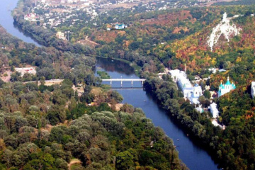 Сліди «ковідних» препаратів зафіксовані у водах головних річок України — Мінекології