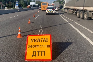 In Region Kyjiw Verkehrsunfall mit einem Kleinbus, 7 Personen ins Krankenhaus eingeliefert