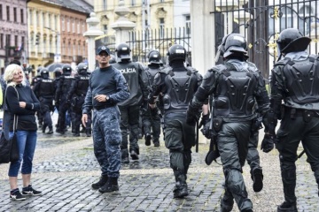 У словацькій столиці антивакцинатори намагались блокувати дороги