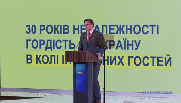 Kuleba habla de cuatro paneles temáticos de la cumbre de la Plataforma de Crimea