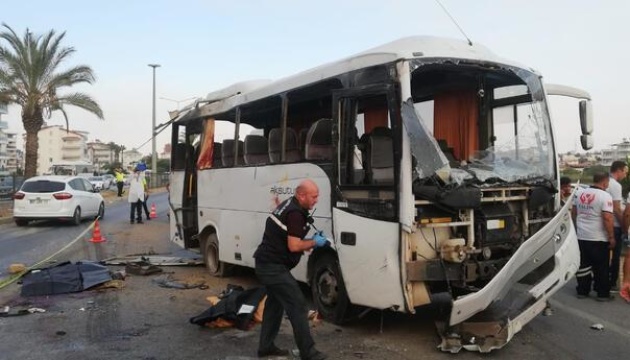 У Туреччині перекинувся автобус з російськими туристами, троє загиблих