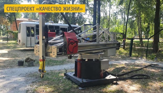 На Сумщине впервые в Украине на строительном 3D-принтере напечатают дом На Сумщине впервые в Украине на строительном 3D-принтере напечатают дом