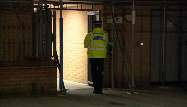 Чоловік з ножем поранив двох поліцейських і соціального працівника у Лондоні