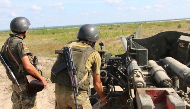 «Рапіри», кулемети та міни: військові показали тренування десантників та протитанкістів