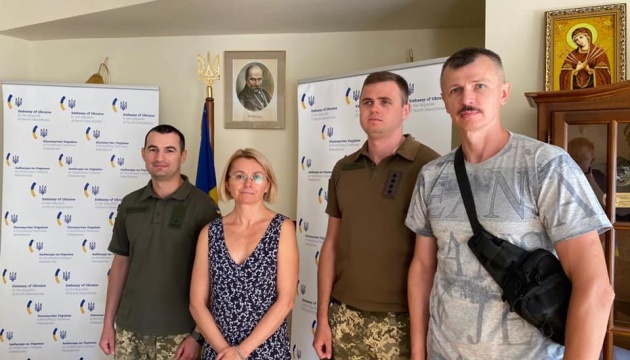 У Скоп’є посол обговорила з українськими військовими плани щодо святкування Дня Незалежності