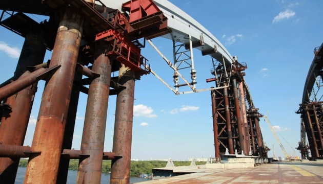 У КМДА відреагували на обшуки прокуратури у справі про Подільський міст