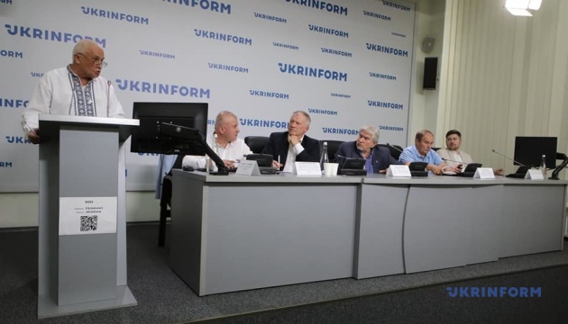 Представники української інтелігенції назвали найбільші виклики для нації