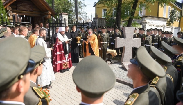 В академії СБУ відкрили Козацький хрест з нагоди 30-ї річниці Незалежності