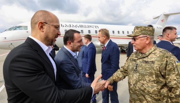 El primer ministro de Georgia llega a Ucrania