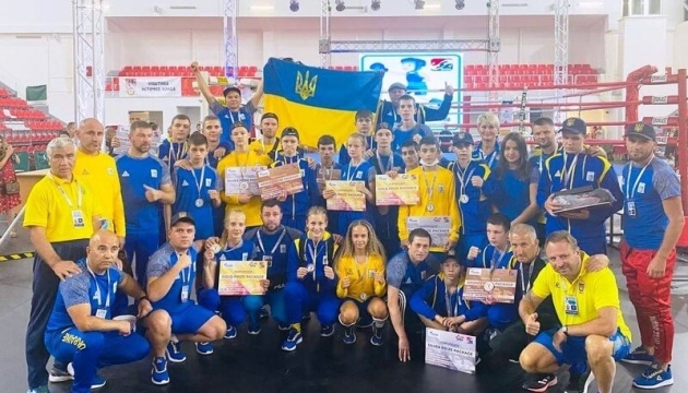 Бокс: українські юніори здобули 23 медалі на чемпіонаті Європи