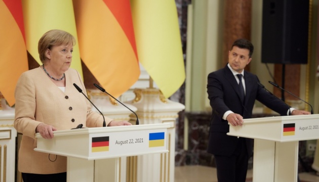 Merkel unterstützt Weigerung der Ukraine, mit Vertretern vorläufig besetzter Gebiete zu verhandeln