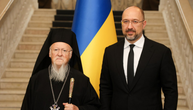 Шмигаль подякував Варфоломію за візит в Україну: Це знак підтримки