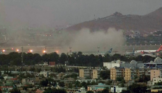 У Кабулі прогримів другий вибух, поранені військові США