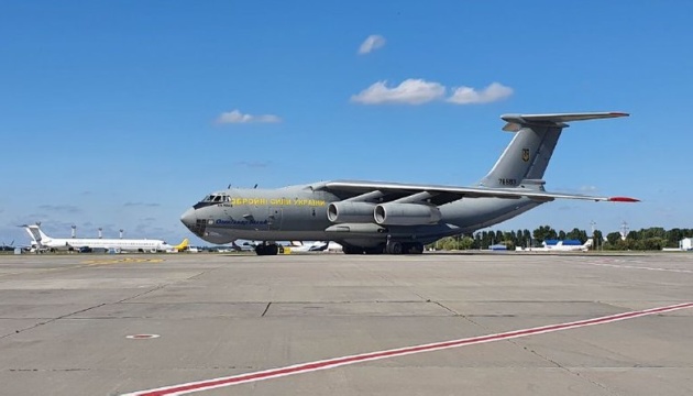 Українські літаки вивезли з Кабула близько 360 осіб – МЗС