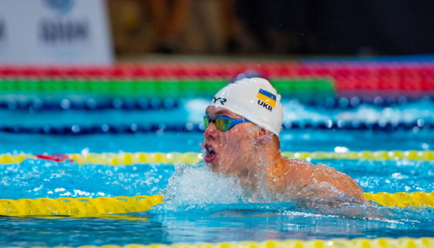 Swimmer Trusov wins Paralympic gold, sets world record