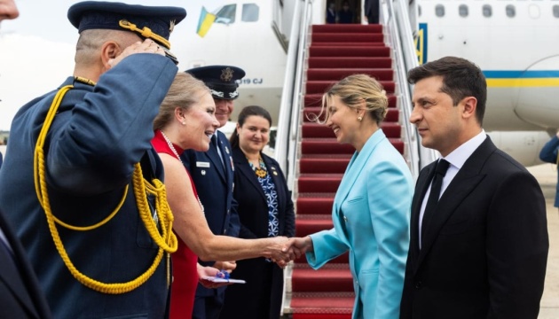 Zelensky llega en visita a Estados Unidos