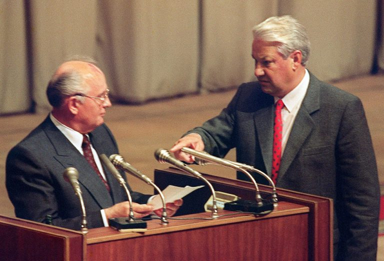 Горбачов і Єльцин після путчу