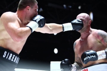 Boxeo: Sirenko defiende el título al noquear al ruso