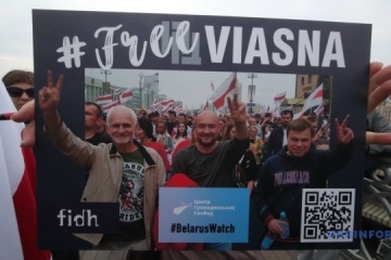  #FreeViasna: Solidaritätsaktion mit belarussischen Menschenrechtlern in Kyjiw