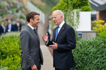 Emmanuel Macron et Joe Biden se sont engagés à maintenir leur soutien à l’Ukraine