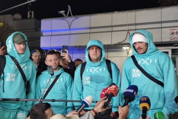  Boxen: Usyk kehrt nach dem Kampf mit Joshua in die Ukraine zurück