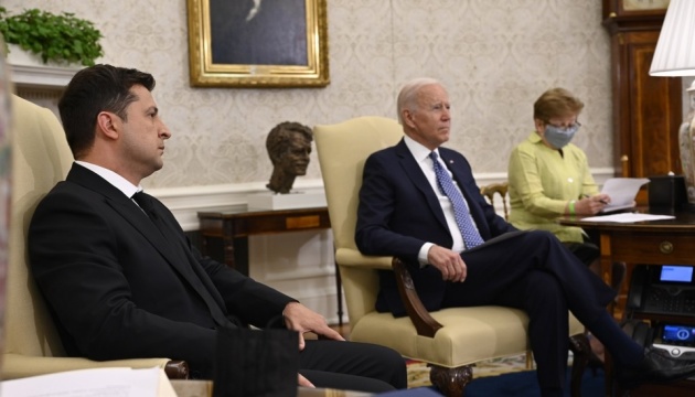 Biden osobiście popiera członkostwo Ukrainy w NATO – Zełenski