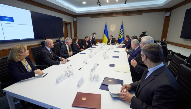 Präsident Selenskyj trifft sich mit Delegation des US-Kongresses