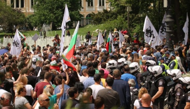 У Болгарії власники ресторанів протестують проти нових карантинних обмежень