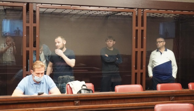 «Суд» продовжив арешт п'ятьом кримським татарам