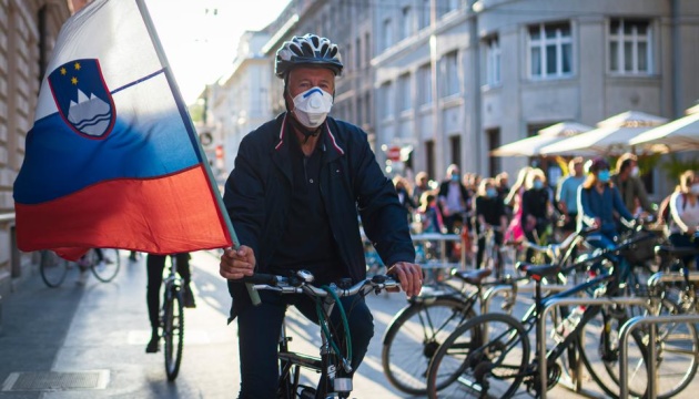 У Словенії запровадили обов’язкові COVID-сертифікати