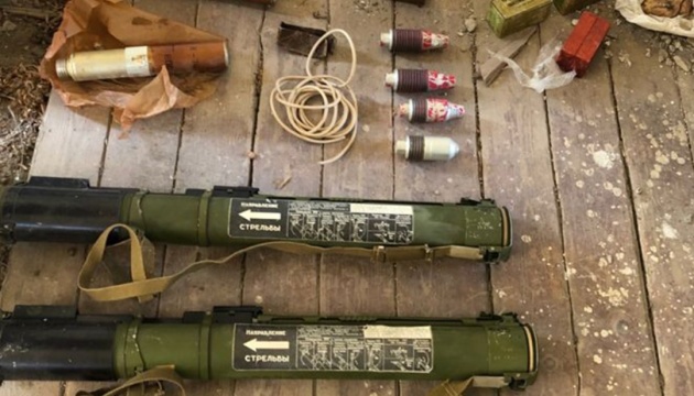 SBU discovers cache with explosives, anti-tank grenades in Zakarpattia