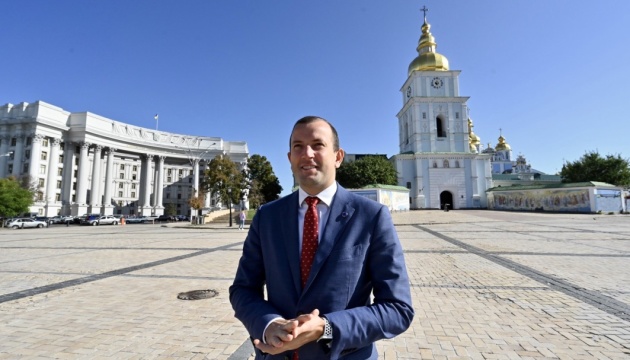 El comisario europeo Sinkevicius llega a Ucrania para discutir el Pacto Verde Europeo