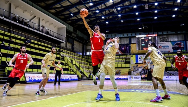«Прометей» та «Будівельник» відкриють баскетбольний сезон матчем за Суперкубок