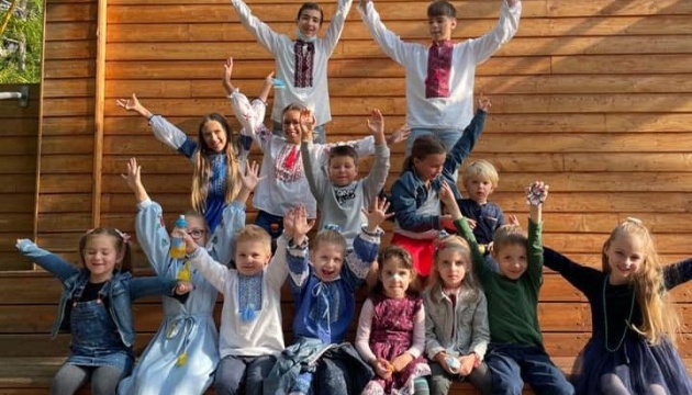 У Франції почався навчальний рік в українських школах