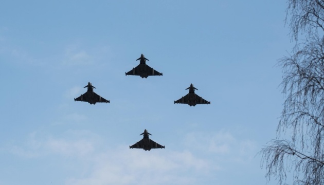 Авіапатруль НАТО в Балтії за тиждень сім разів супроводжував військові літаки РФ
