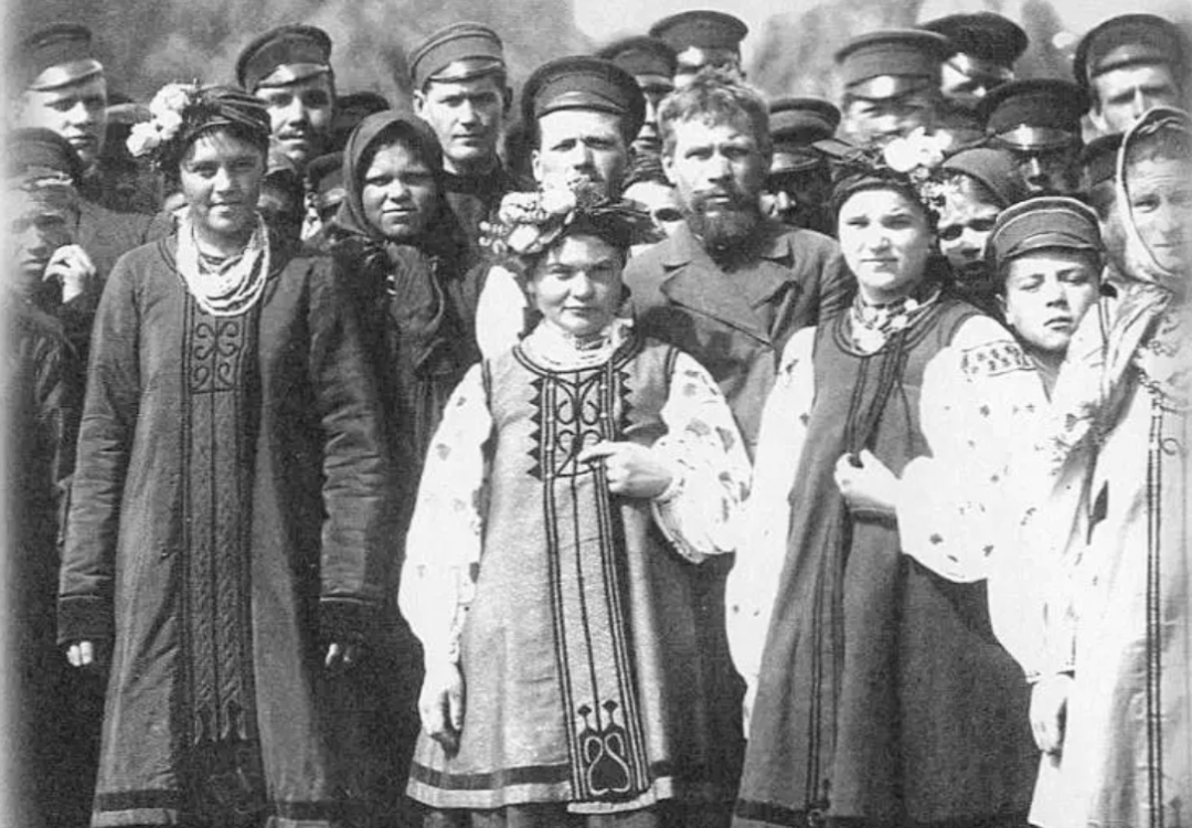 група молоді, Полтавська губернія, Всеросійська етнографічна виставка, 1867 р.