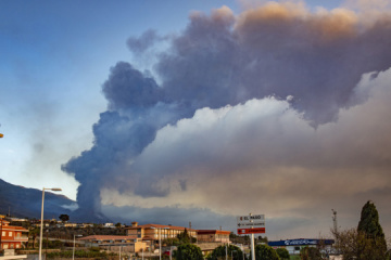 El dióxido de azufre del volcán de La Palma alcanza Ucrania
