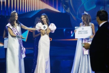 Oleksandra Yaremchuk se proclama ganadora de "Miss Ucrania 2021"