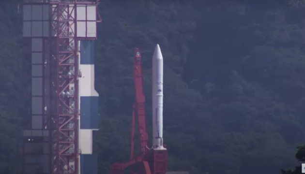 Японія скасувала запуск ракети з дев’ятьма супутниками