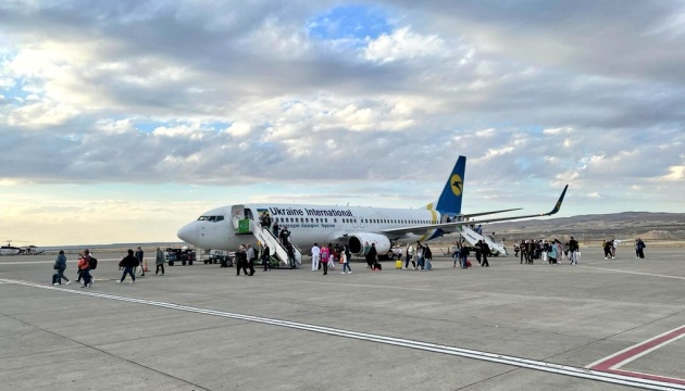 Авіакомпанія «МАУ» відновила прямі рейси до турецької Каппадокії