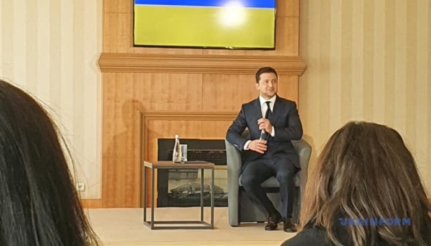 Zelensky: Putin's entourage does not want our face-to-face meeting