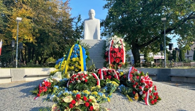 Inaugurado un monumento a Omelián Kovch, pastor del campo de concentración de Majdanek