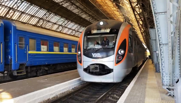Укрзалізниця поновила міжнародне сполучення з Польщею