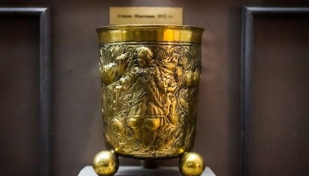 Митра, шати та золотарство: Музей історії відкриє виставку до 970-річчя Київської Лаври