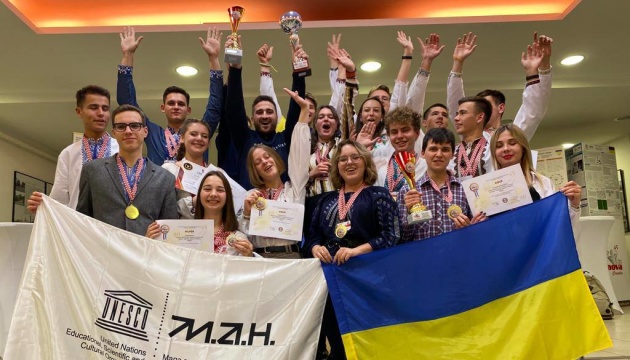 Українські школярі отримали 20 нагород міжнародного інноваційного шоу INOVA 2021
