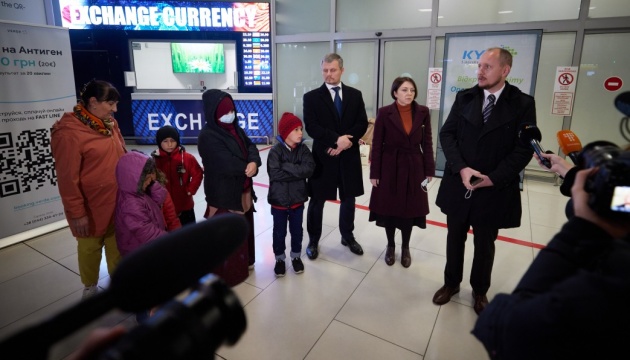 На Банковій обіцяють ще один рейс із Сирії і завершення евакуації українців