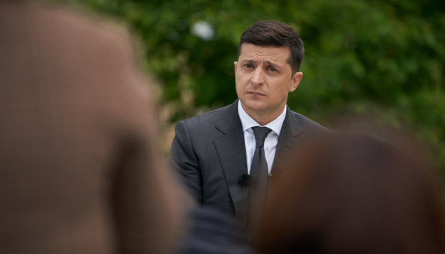 En línea: Conferencia de prensa de Zelensky con motivo de la mitad del mandato como presidente 